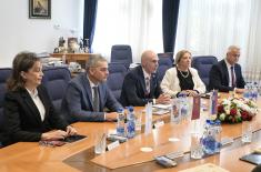 Министар Гашић отворио нови погон у крушевачком „Трајалу”