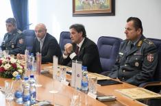 Министар Гашић отворио нови погон у крушевачком „Трајалу”