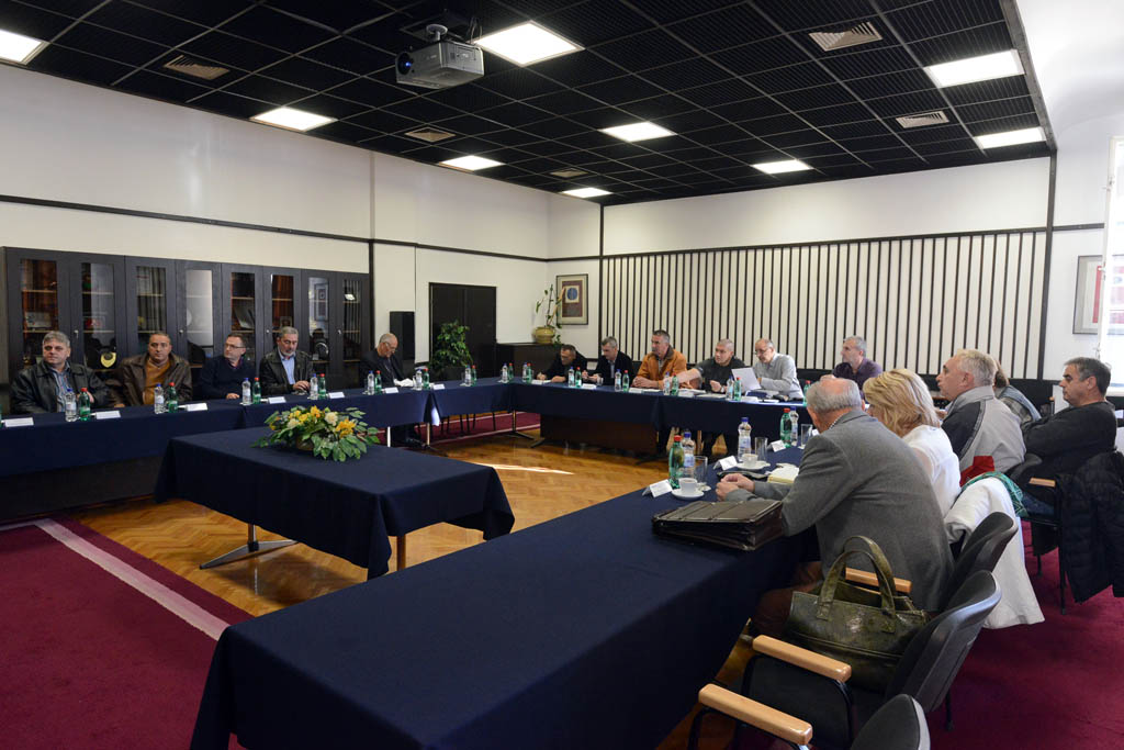 Sastanak ministra Gašića sa predstavnicima sindikalnih organizacija namenske industrije