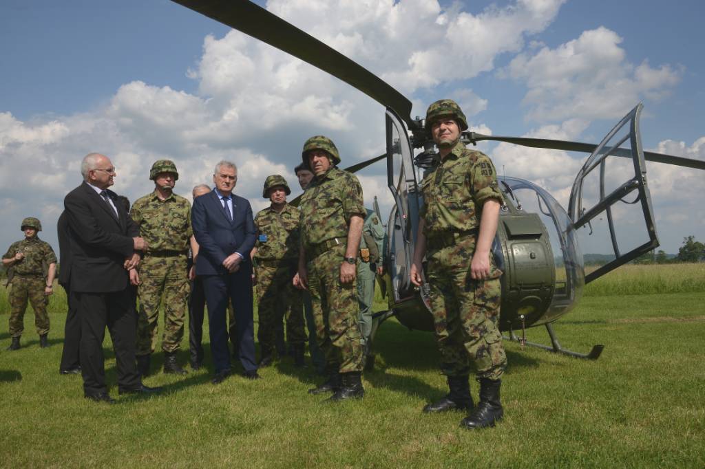 Predsednik Nikolic na vezbi Morava 2016
