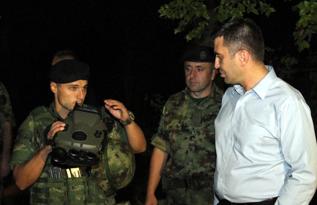 Министар Ђорђевић обишао Заједничке снаге војске и полиције
