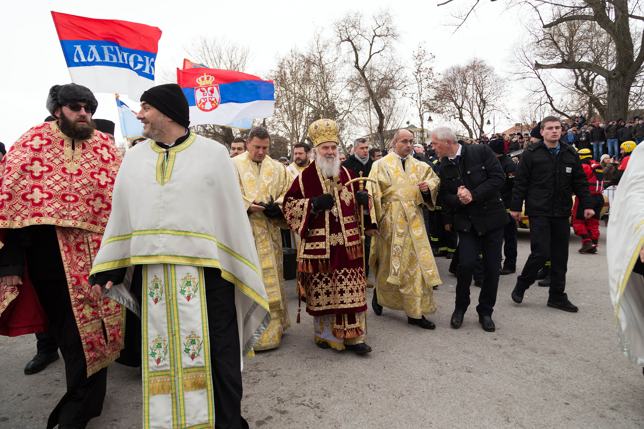 Кадет Војне академије први допливао до Часног крста