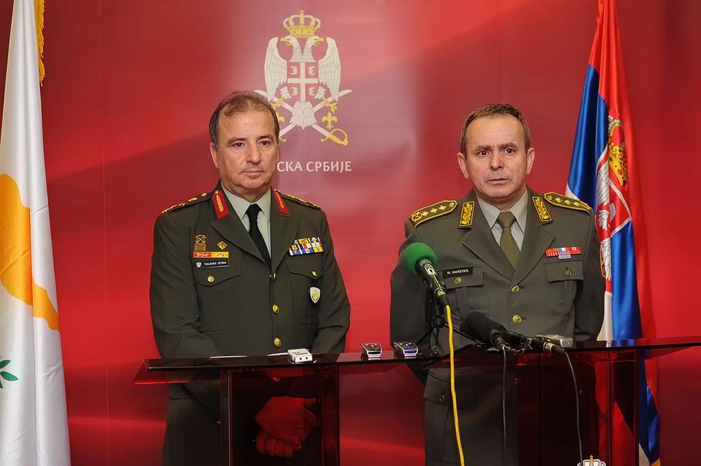 Yengillik bilan porno